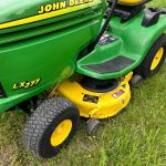 00L0L 5p3lu7AfBXC 0CI0t2 1200x900 150x150 Used John Deere LX277 Riding Lawn Mower for Sale