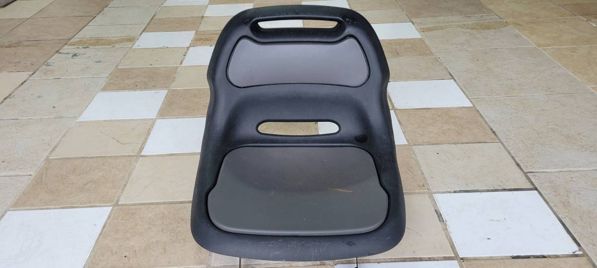 Genuine Weed Eater Lawn Tractor Riding Lawn Mower Seat 00P0P jinStXAE4pB 0CI0hr 1200x900 Genuine Weed Eater Lawn Tractor Riding Lawn Mower Seat