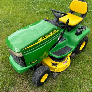Used John Deere LX277 Riding Lawn Mower for Sale