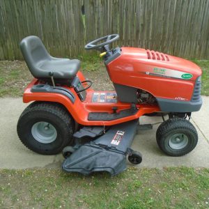 Used John Deere Scotts 2046H riding lawn mower tractor