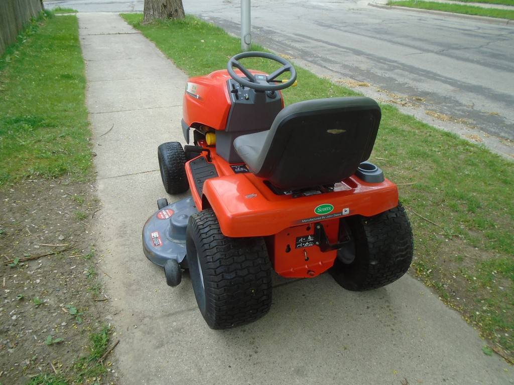Used John Deere Scotts 2046H riding lawn mower tractor 00j0j e6xu0DP1eoP 0gw0co 1200x900 Used John Deere Scotts 2046H riding lawn mower tractor