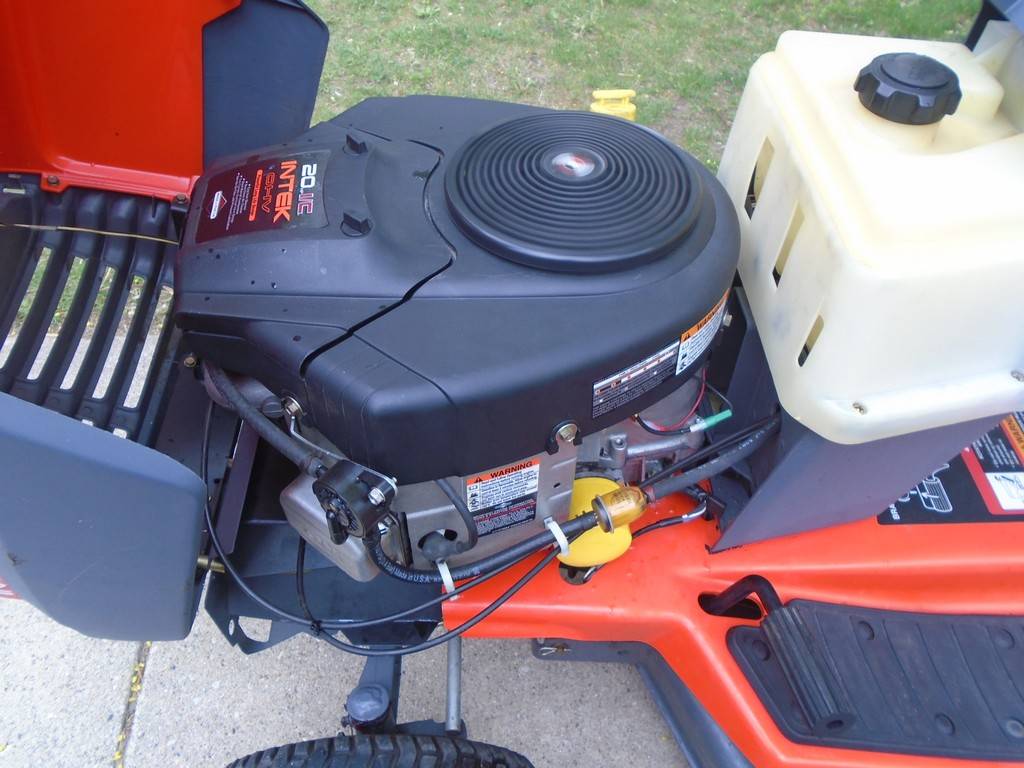 Used John Deere Scotts 2046H riding lawn mower tractor 00m0m 6WaWNTkcBRC 0gw0co 1200x900 Used John Deere Scotts 2046H riding lawn mower tractor