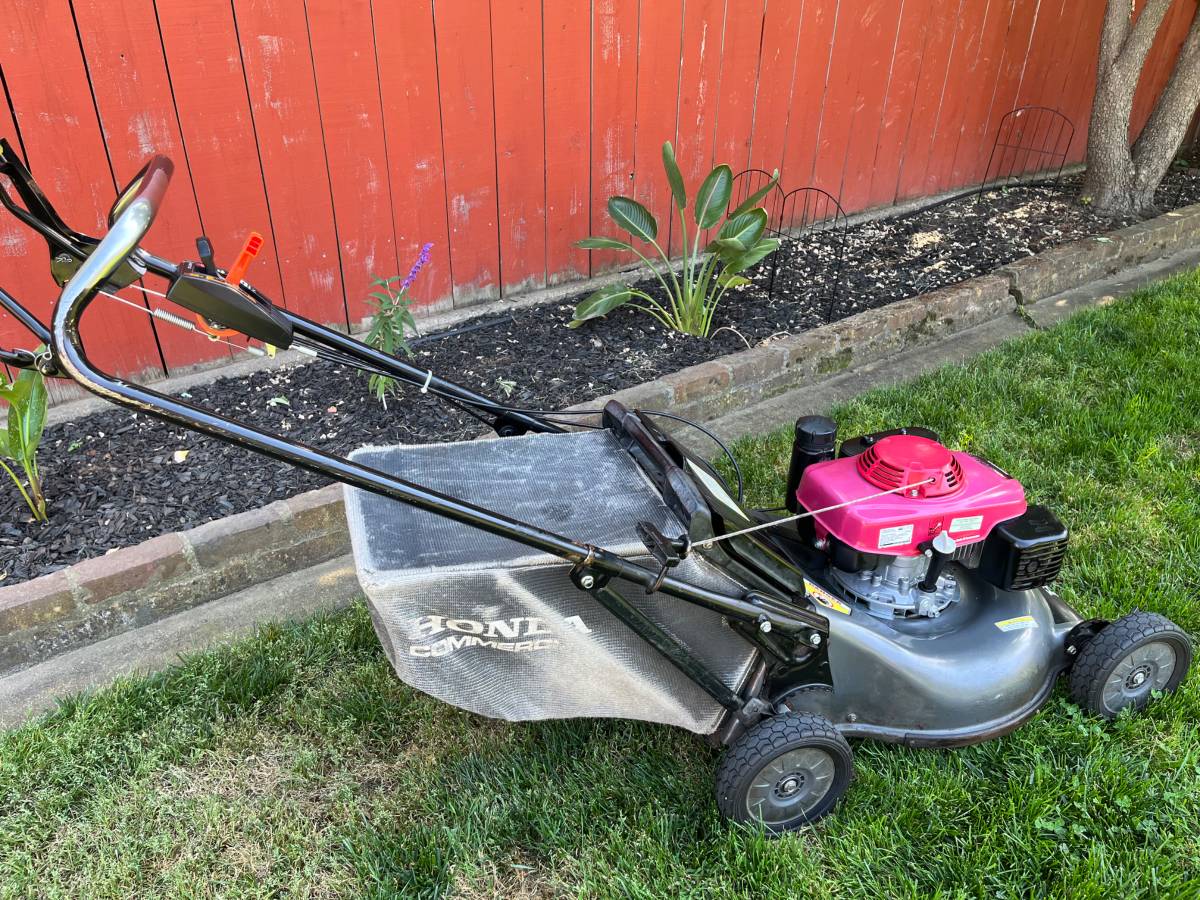 Used Honda HRC216HXA self propelled commercial lawn mower for sale 00p0p dZCuWE9pWJp 0CI0t2 1200x900 Used Honda HRC216HXA self propelled commercial lawn mower for sale