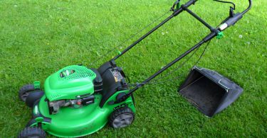 00q0q 4XA0IIuIhjX 0FO0vm 1200x900 375x195 Used Lawn Boy Insight 10685 6.5 HP 21 self propelled walk behind mower