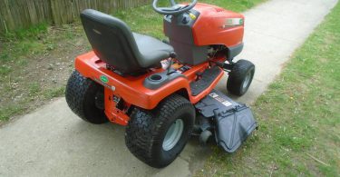 Used John Deere Scotts 2046H riding lawn mower tractor 00q0q gXKTcmxdY7c 0gw0co 1200x900 375x195 Used John Deere Scotts 2046H riding lawn mower tractor