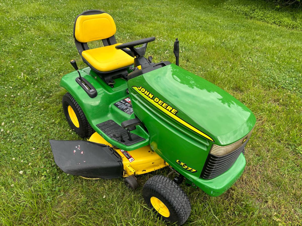 Used John Deere LX277 Riding Lawn Mower for Sale 00v0v jAWh6CBVuem 0CI0t2 1200x900 Used John Deere LX277 Riding Lawn Mower for Sale