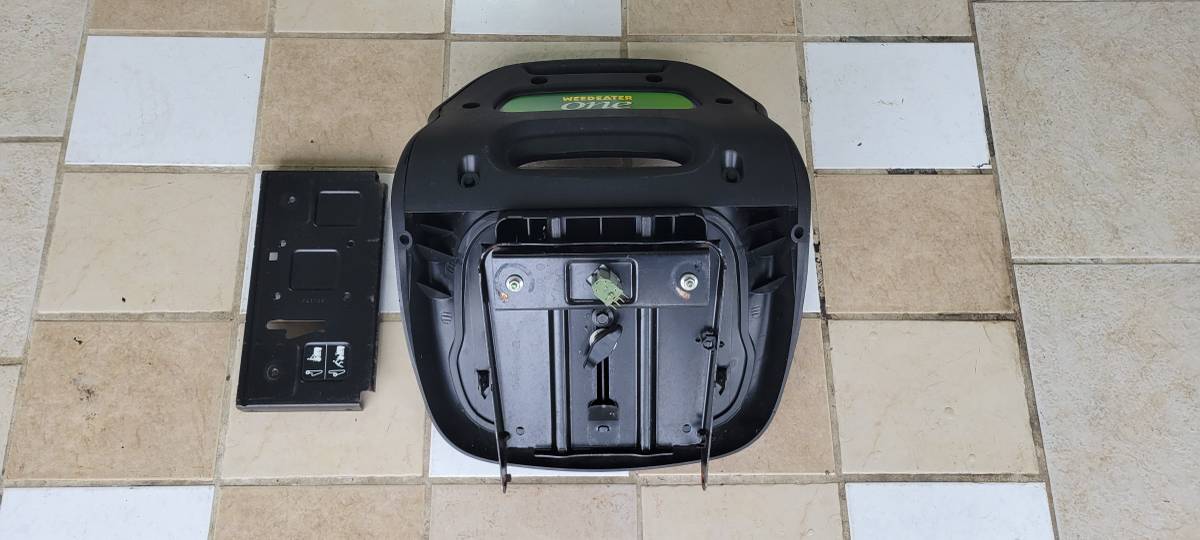 Genuine Weed Eater Lawn Tractor Riding Lawn Mower Seat 01111 6FwxC7NOPyz 0CI0hr 1200x900 Genuine Weed Eater Lawn Tractor Riding Lawn Mower Seat