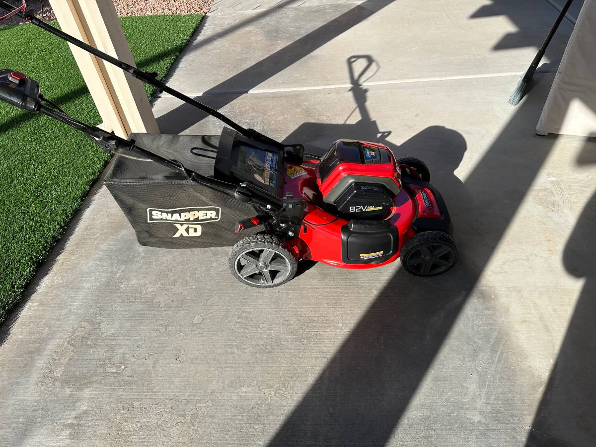 Used Snapper XD 82 Volt Max Cordless Electric 19 inch Lawn Mower with Charger and one battery 00I0I 8KhgyRyyWNY 0CI0t2 1200x900 Used Snapper XD 82 Volt Max Cordless Electric 19 inch Lawn Mower with Charger and one battery