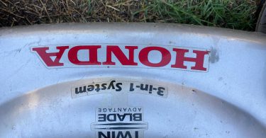 00I0I dwaXQyV8AEx 0CI0t2 1200x900 375x195 Used Honda Mower HRR216VYA Original Owner