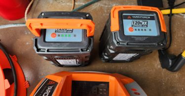 00n0n duTjAi5tPuE 0CI0t2 1200x900 375x195 Used YARD FORCE YF120VRX 120V Electric Lawn Mower – Dual Batteries