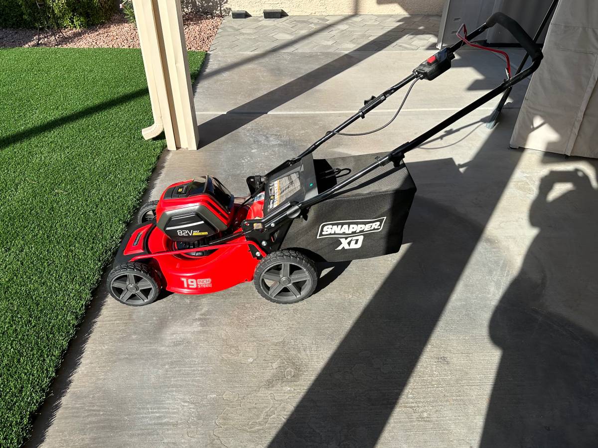 Used Snapper XD 82 Volt Max Cordless Electric 19 inch Lawn Mower with Charger and one battery 01717 4QOHwHnERjo 0CI0t2 1200x900 Used Snapper XD 82 Volt Max Cordless Electric 19 inch Lawn Mower with Charger and one battery