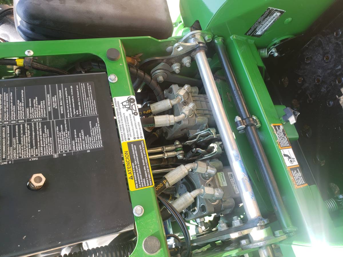 2017 John Deere 652M QuikTrak Stand on mower 00a0a 9gR8lA6oflc 0CI0t2 1200x900 2017 John Deere 652M QuikTrak Stand on mower