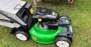01313 iWWMBf6YUWh 0CI0t2 1200x900 375x195 Lawn Boy All Wheel Drive Self Propelled Mower – Like New