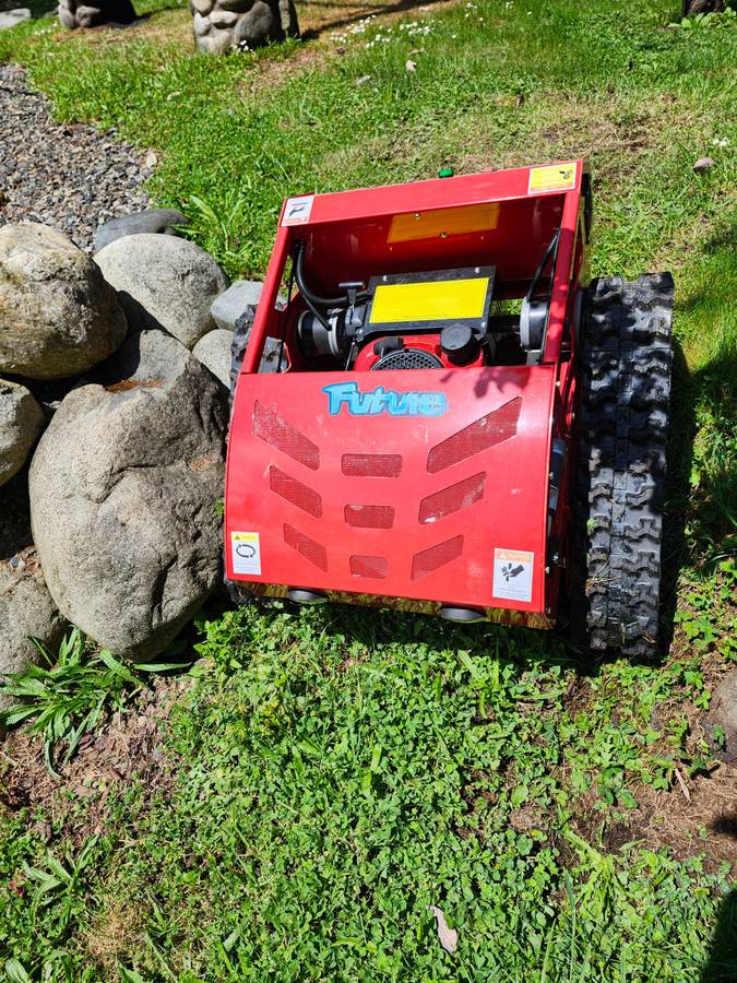 Like New Future FT750 Remote Controlled Lawn Mower 01515 9f9Wc2YxQV8 0t20CI 1200x900 Like New Future FT750 Remote Controlled Lawn Mower