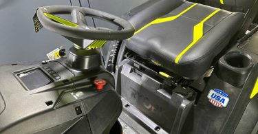 Ryobi RYRM8007 80V Brushless 46 in. Riding Lawn Mower 00Y0Y 73eW8sSXJLz 0t20CI 1200x900 375x195 Ryobi RYRM8007 80V Brushless 46 in. Riding Lawn Mower