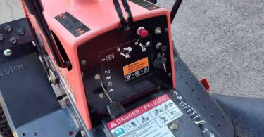 00202 dipnK4ZS5SP 0rZ0CI 1200x900 375x195 Used Ariens RM1028 Riding gas lawn mower with bagger