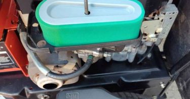 00h0h 4j0wmEVZHPw 0sv0CI 1200x900 375x195 Used Ariens RM1028 Riding gas lawn mower with bagger