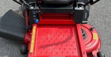 00404 dvb9MSmUYi7 0gl0t2 1200x900 375x195 Used Toro Zero Turn TimeCutter Riding Lawn Mower