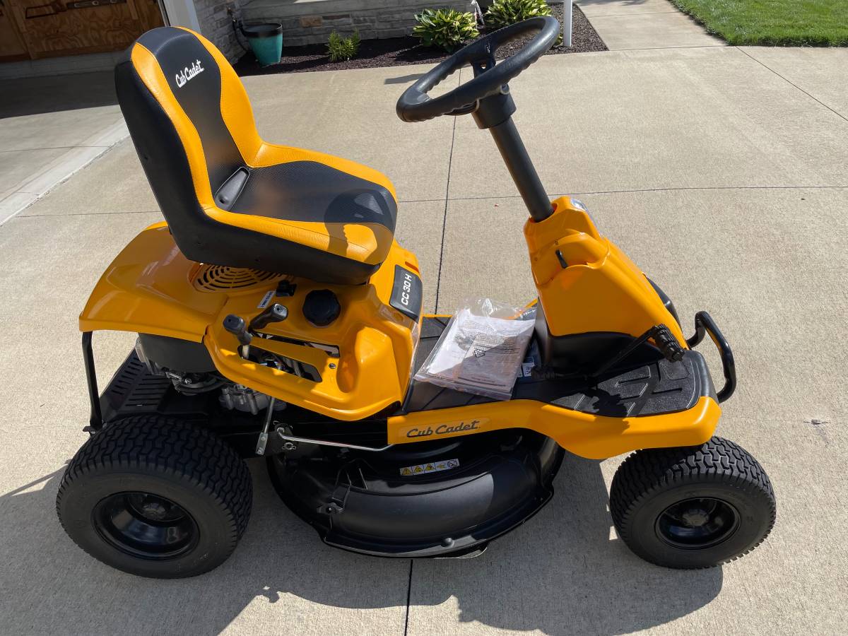 2024 Cub Cadet CC30H Riding Lawn Mower for Sale Like New 00d0d dQWIyyeJWyK 0CI0t2 1200x900 2024 Cub Cadet CC30H Riding Lawn Mower for Sale Like New