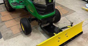 00z0z 4U8mLFEsYHT 0t20CI 1200x900 375x195 2015 John Deere X310 lawn tractor mower with snow blade