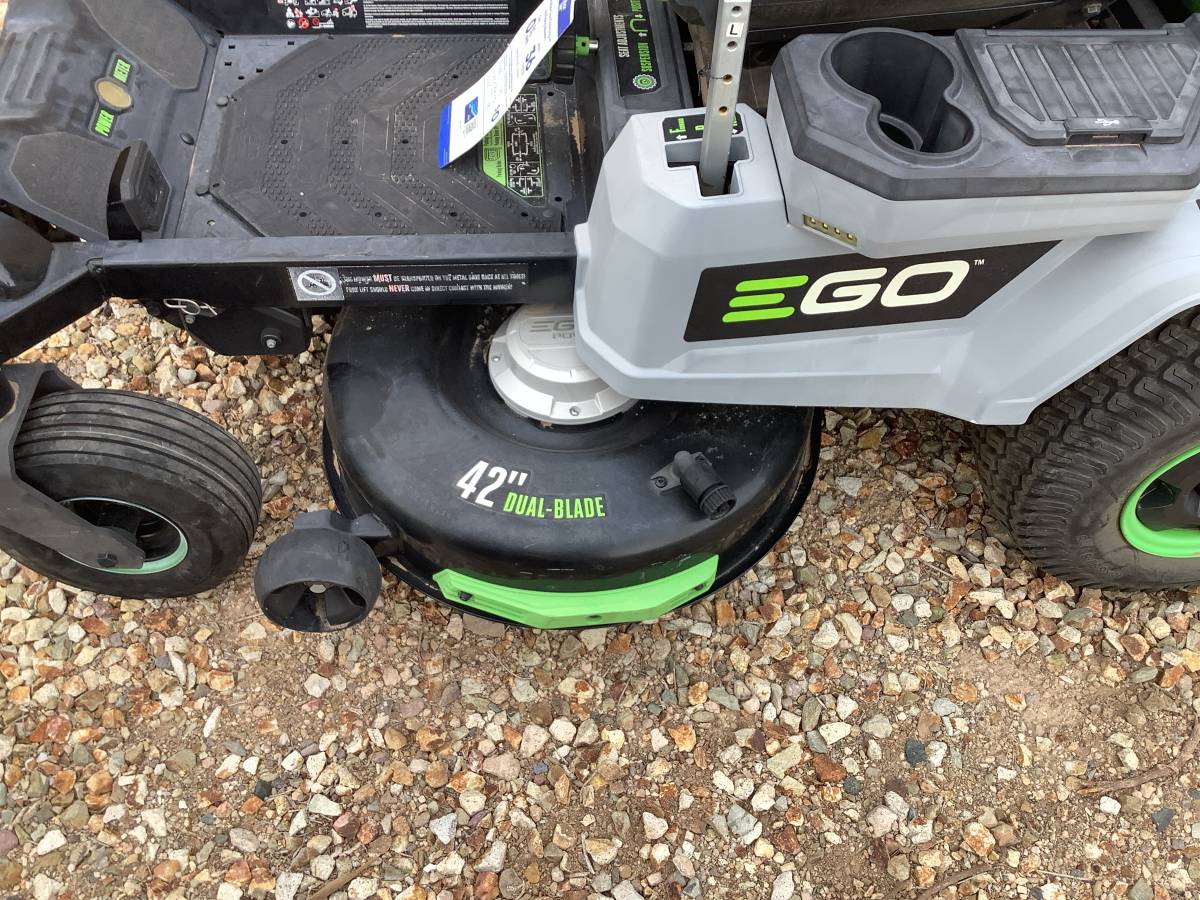 Used EGO ZT 4200L 56 volt lithium ion electric zero turn mower 01010 ibfTahprMuD 0CI0t2 1200x900 Used EGO ZT 4200L 56 volt lithium ion electric zero turn mower