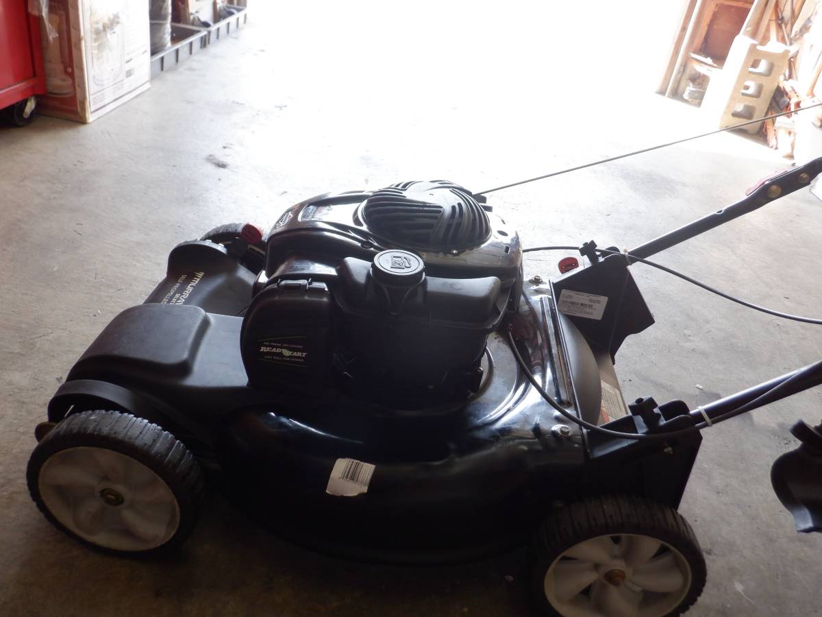 Murray self propelled gas powered lawnmower with a 21 inch cutting deck 00Q0Q 1Y6HGbbHj94 0CI0t2 1200x900 1 Murray self propelled gas powered lawnmower with a 21 inch cutting deck