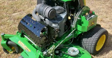 00w0w 1I0P7PukrL2 0t20CI 1200x900 375x195 2017 John Deere 652M QuikTrak Stand On Mower   52 Commercial Deck