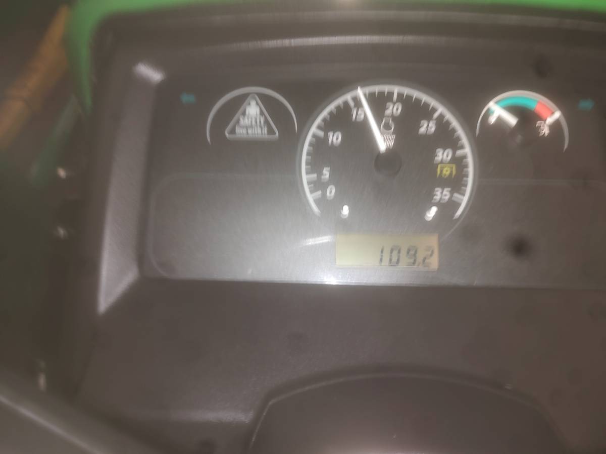 For Sale: 2018 John Deere 1023e Sub Compact Tractor – Low Hours & Loaded 00P0P 697jIaw7vVZ 0CI0t2 1200x900 For Sale: 2018 John Deere 1023e Sub Compact Tractor – Low Hours & Loaded