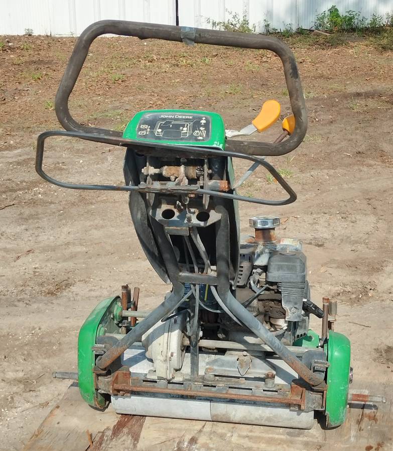 John Deere 220C Walk Behind Greens Mower | Commercial Turf Grad 00e0e 1TTqLXMHbbC 0pg0t2 1200x900 John Deere 220C Walk Behind Greens Mower | Commercial Turf Grad