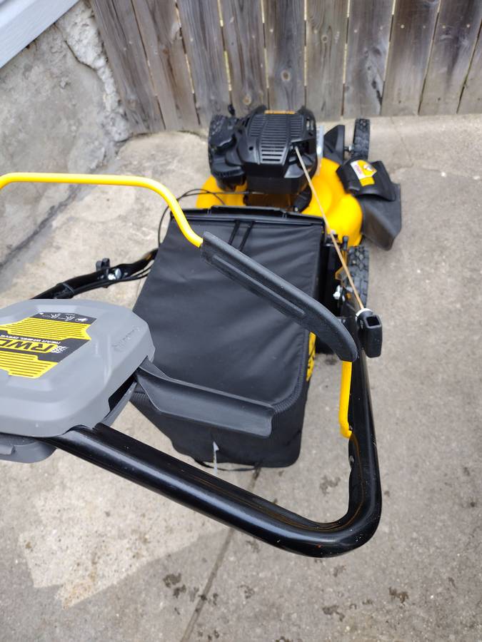 DeWalt 21 Self Propelled Lawnmower (Briggs & Stratton 163cc) – Like New 01414 4q7rSyWWWBZ 0t20CI 1200x900 DeWalt 21 Self Propelled Lawnmower (Briggs & Stratton 163cc) – Like New