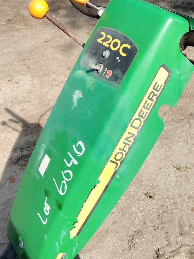 John Deere 220C Walk Behind Greens Mower | Commercial Turf Grad 01414 fvddA5BRlOk 0lM0t2 1200x900 John Deere 220C Walk Behind Greens Mower | Commercial Turf Grad