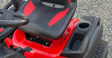 Craftsman T3200 Riding Lawn Tractor – Like New (11.5 Hours) 01717 1iL5BhZ0UQR 0kE0fu 1200x900 375x195 Craftsman T3200 Riding Lawn Tractor – Like New (11.5 Hours)